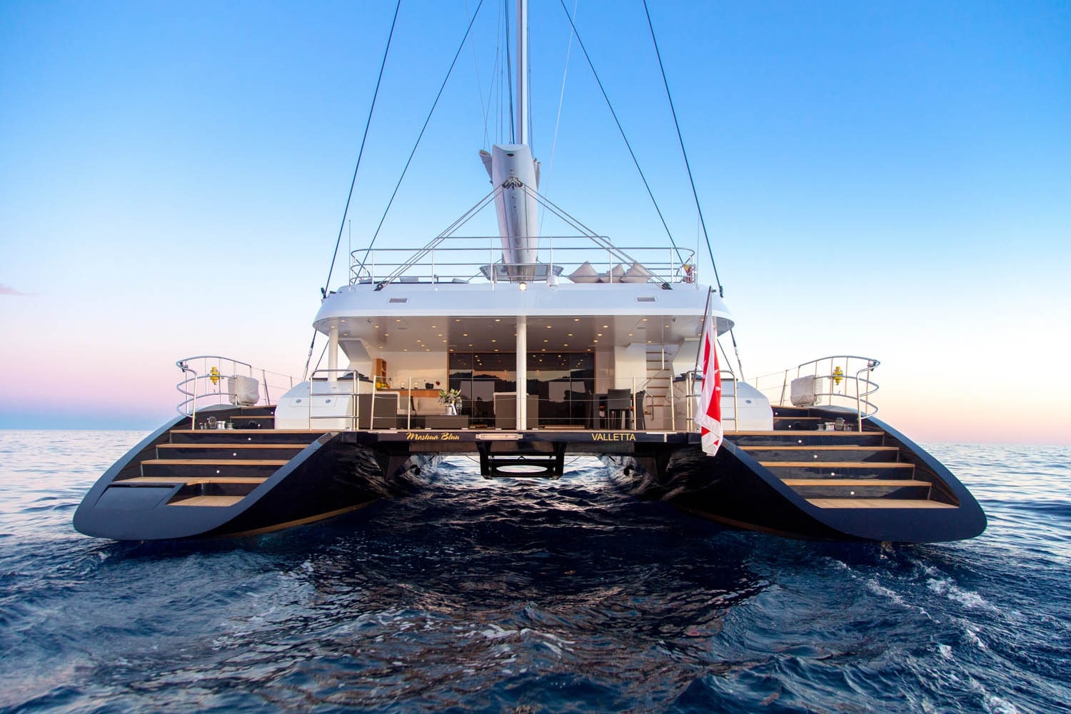 Catamarans vs Monohulls – An Honest, Experience-Based Perspective