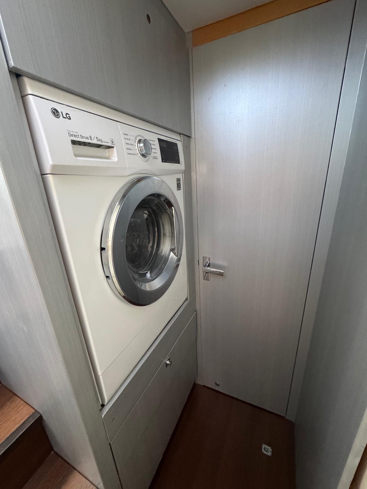 Nautitech 542 photo 22